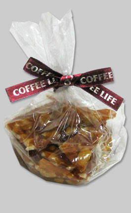 Подарок с бантом из атласной ленты с логотипом Coffee Life